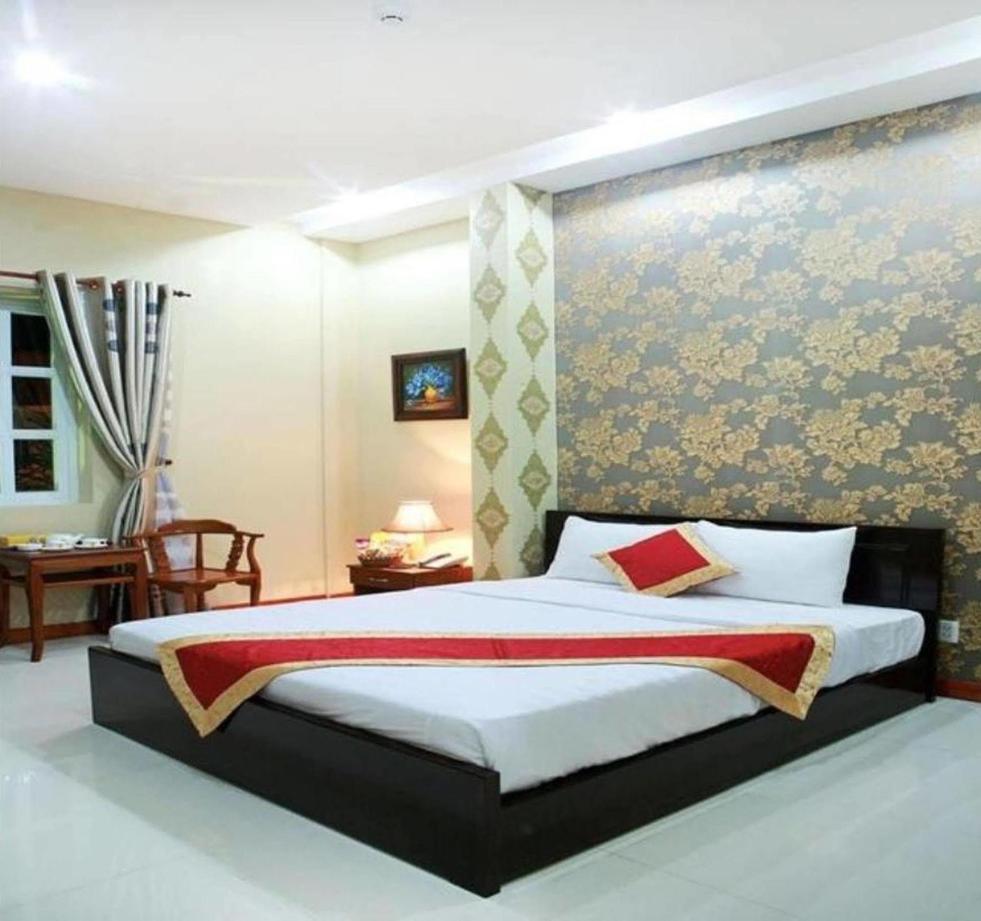 Sunflowers Hotel Airport Ho Chi Minh-staden Exteriör bild